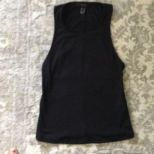 Cotton workout top with cute back cutout detail, m